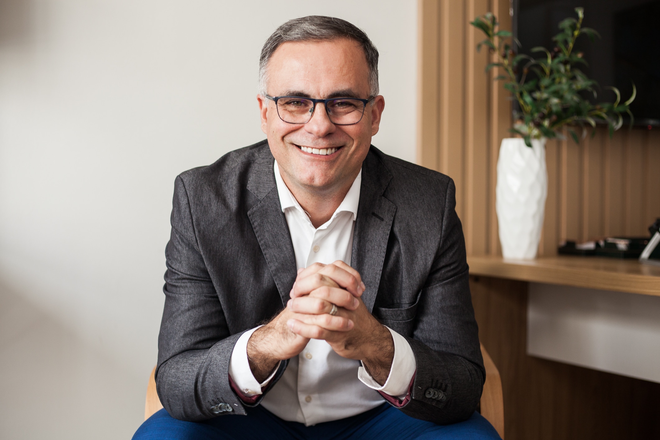 Dr. Christian Aguiar - Médico